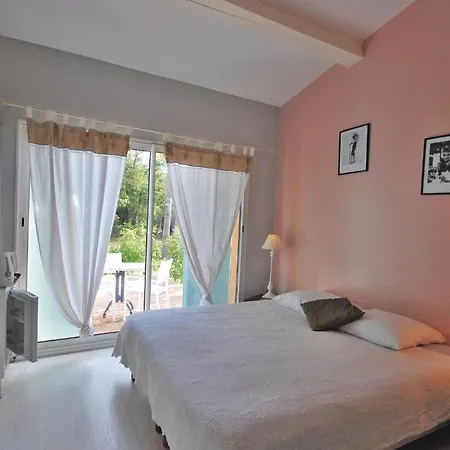 Pet Friendly In * Ramatuelle